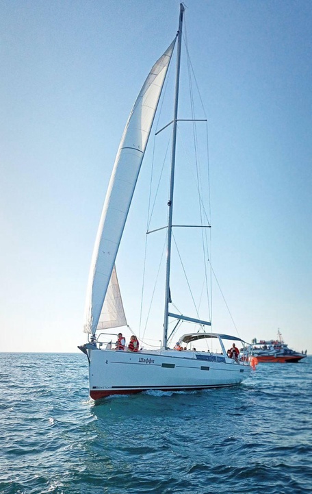 Не нужны ни сайты, ни приложения. 